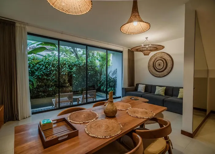 Premier Umalas Villas