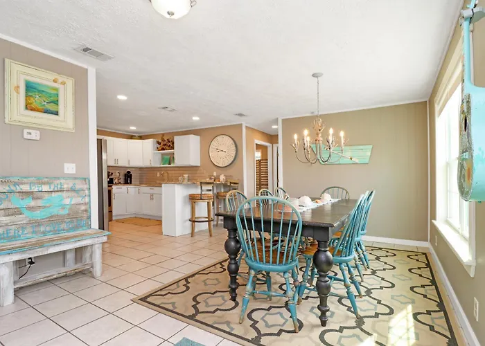 Castaway By Pristine Properties Vacation Rentals
