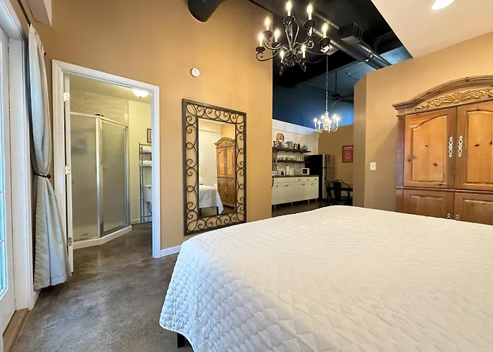 Haven At Hazel Downtown Loft