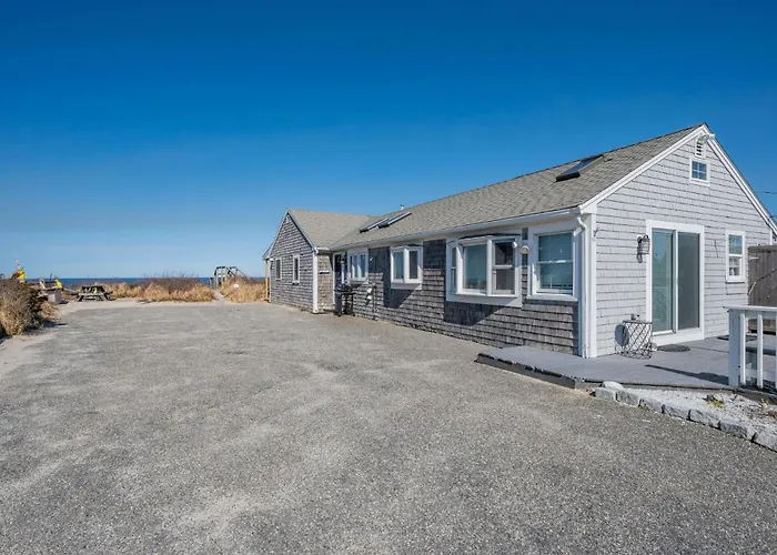 Oceanview Hideaway With Private Beach Access