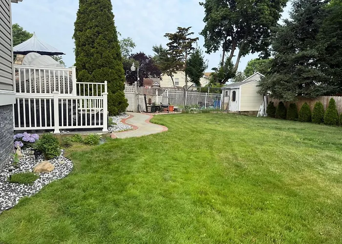2 Bedroom Apt In Long Branch
