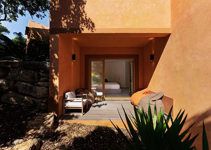 Casa Por Do Sal - Boutique Suites, Sea Views & Heated Pool