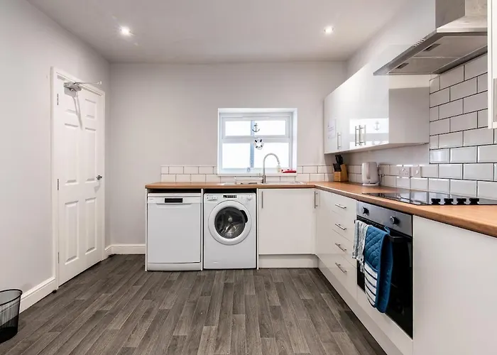 Maritime House One - 4Br For 10 Near City Centre
