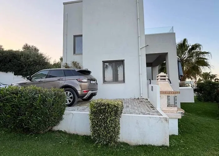 Panoramic View Villa - Selita
