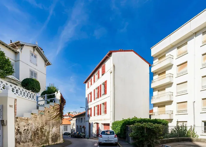 Studio Agreable Et Lumineux