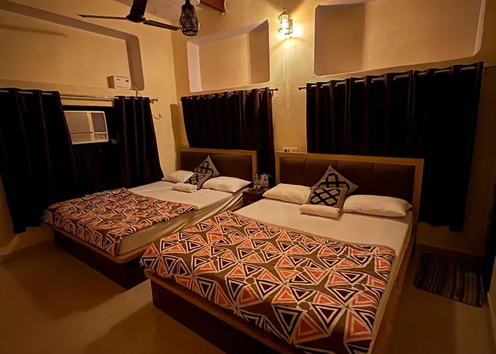 Stay In Someshwar