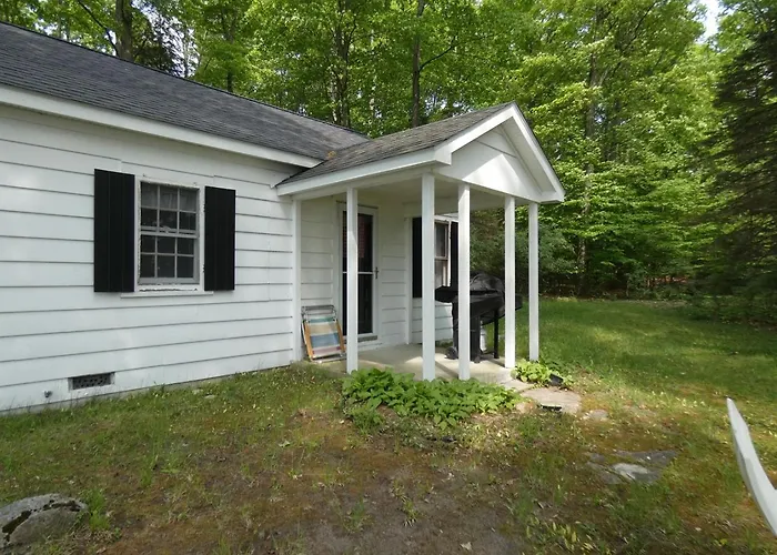 South Cottage On Torch Lake
