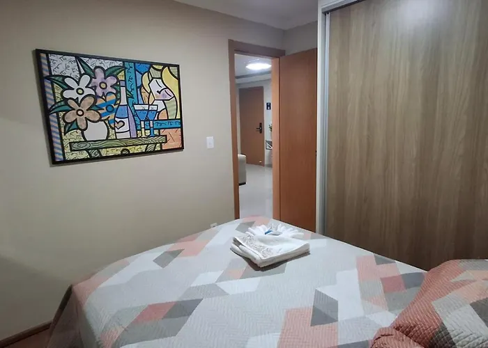 2 dorm 100m Av Nacões Centrinho Facop USP