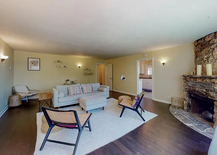 Rooster Cottage