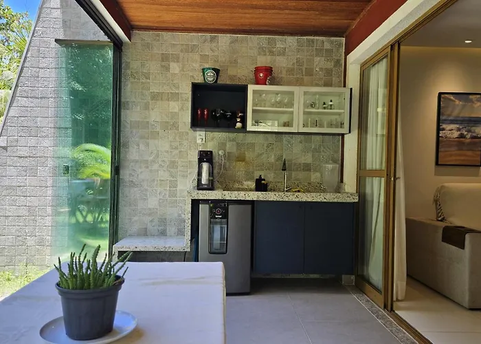 Casa de Praia em Imbassaí com Varanda, Conforto e Natureza