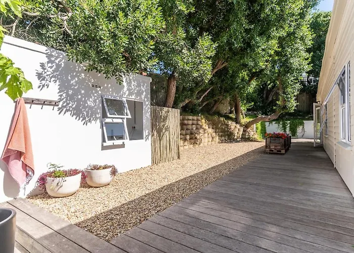 Melkhout Beach Bungalow In The Heart Of Kommetjie