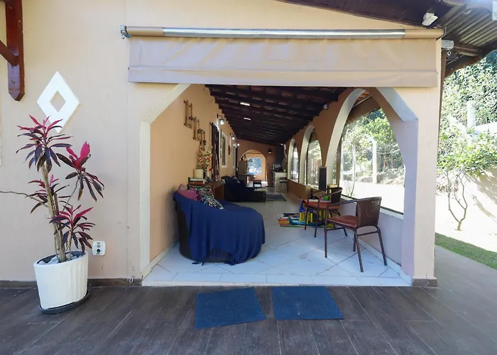 Refúgio com hidro, piscina e linda vista!