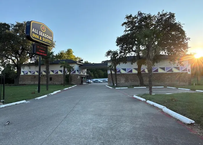 All Season Suites Inn