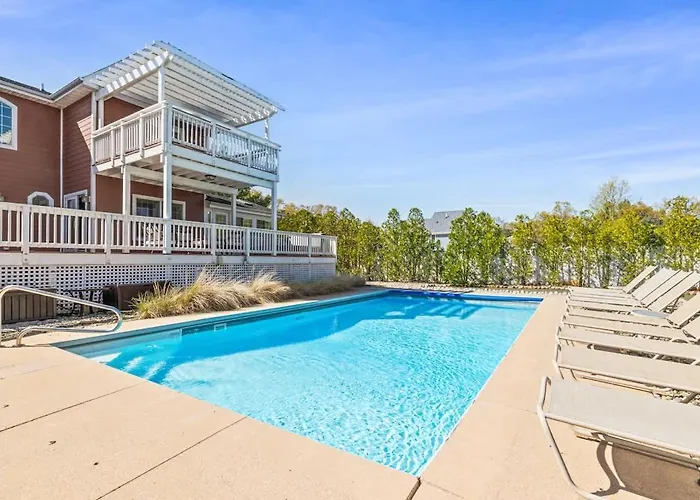 Sunny Dunes Retreat