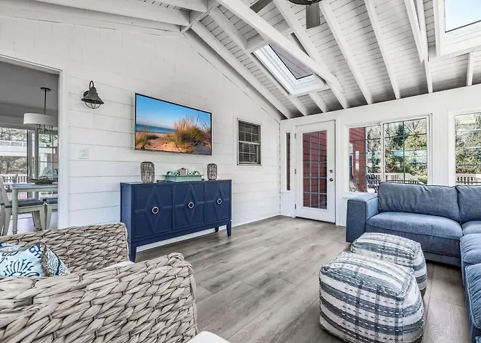 Sunny Dunes Retreat
