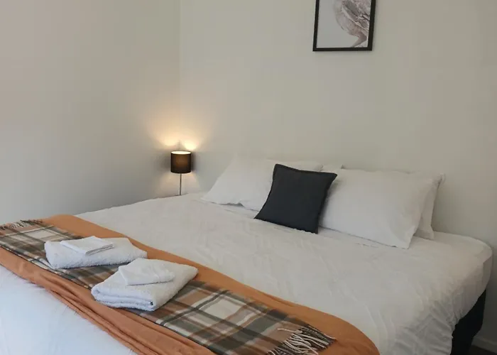 Suncrest Villas