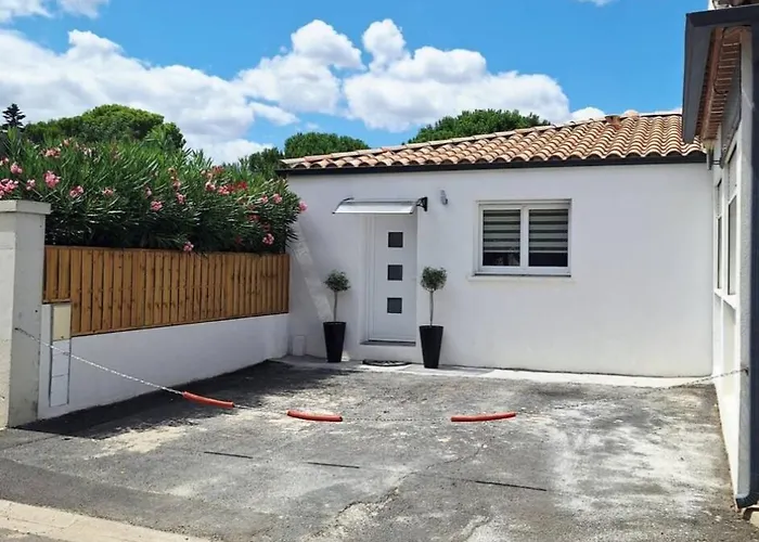 Maison Climatisee Avec Exterieur