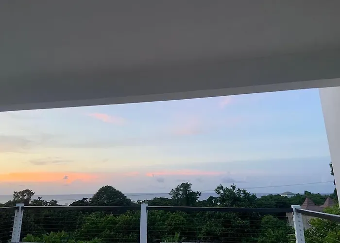 Purevibe Villa Portland Jamaica - Ocean View Suite