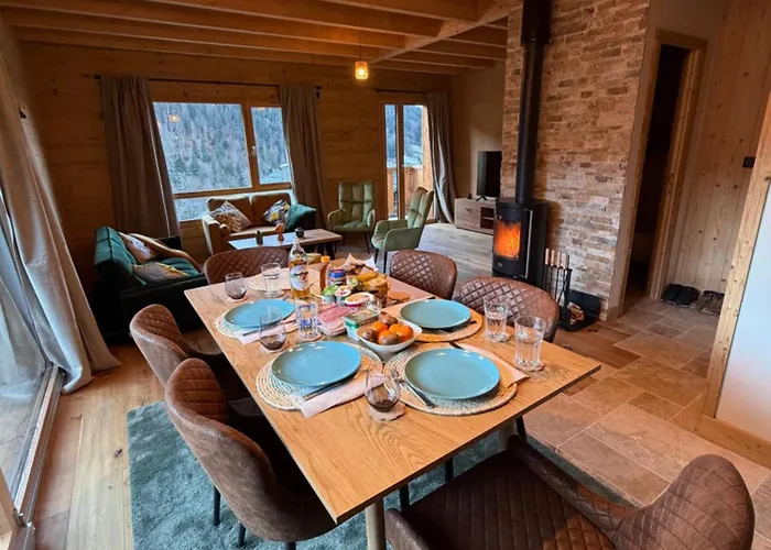 Chalet Cosy Avec Vue Montagne Proche La Clusaz & Le Grand-Bornand