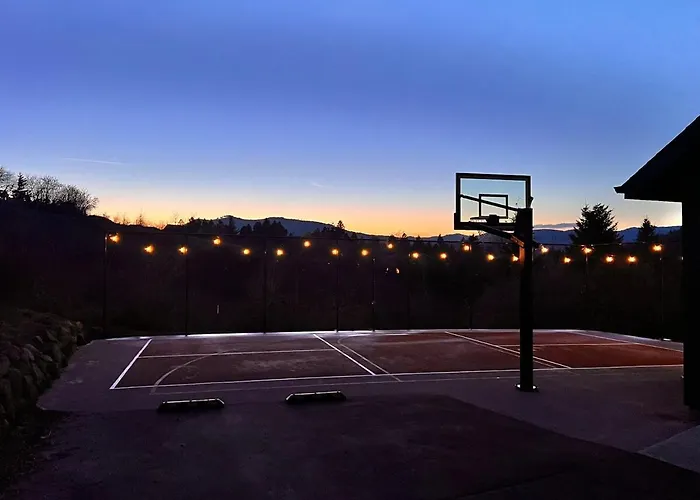 Columbia Gorge Recess