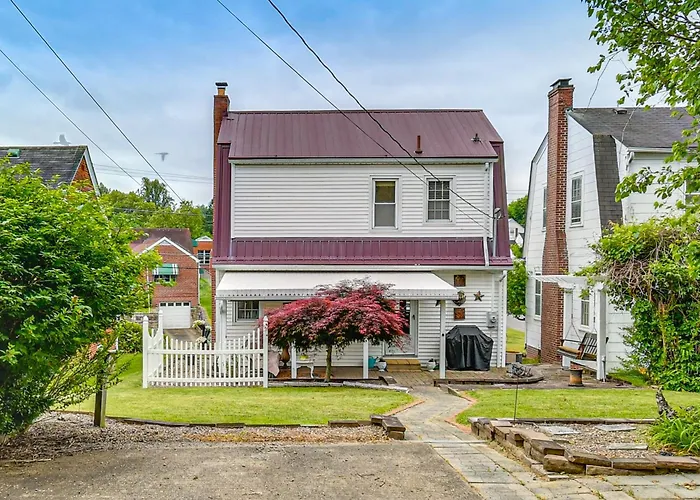 Near Hospitals & Marshall University! Cozy Cottage