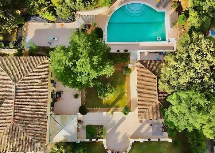 Cote D'Azur Villa Avec Pisicine