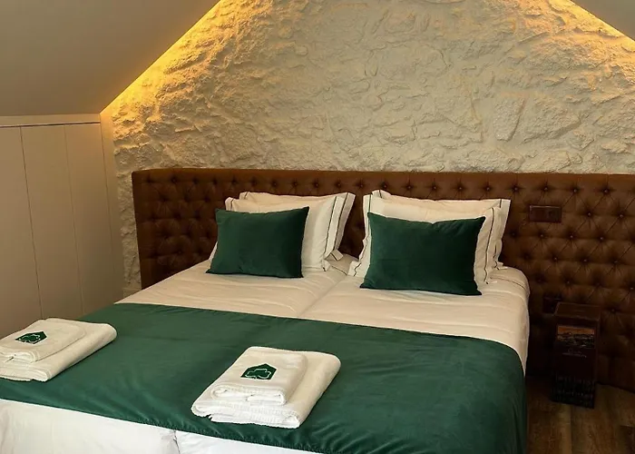 Celtic Lodge - Guest House