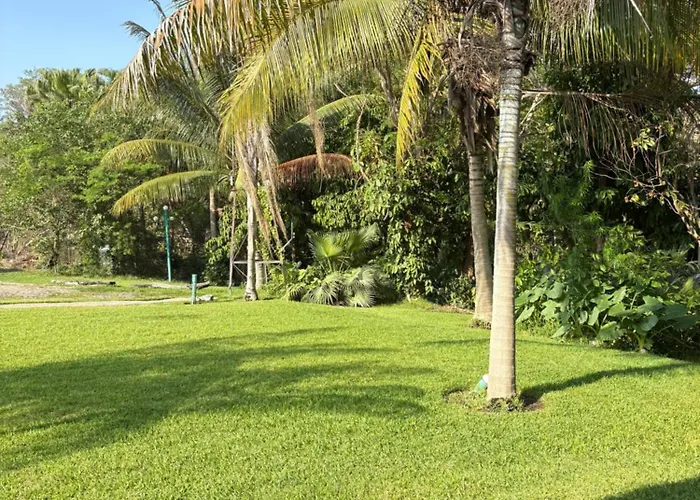 Cabanas La Granja Rincon De Guayabitos
