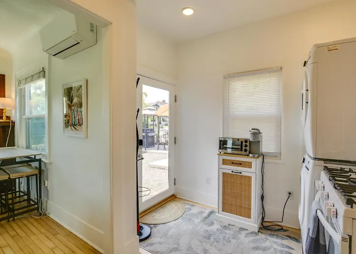 Sip, Shop & Explore: San Diego Apartment