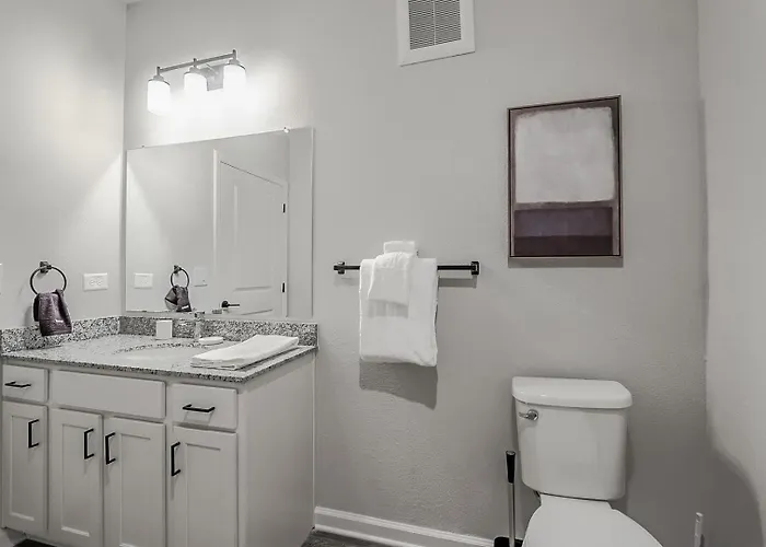 Landing Stylish 2Bd Gym Clubhouse