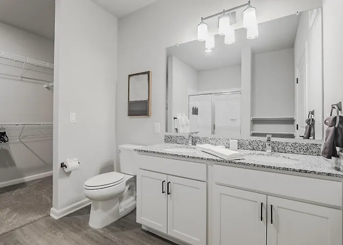 Landing Stylish 2Bd Gym Clubhouse