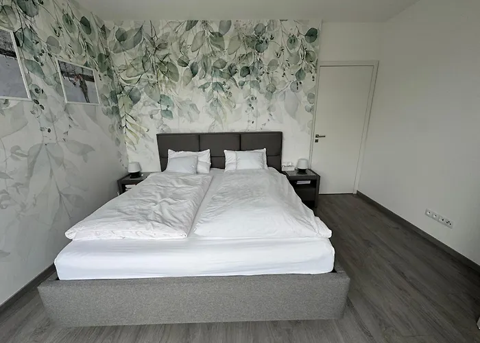 Villa With Terrace & Private Garden 30 Min To Prague Center