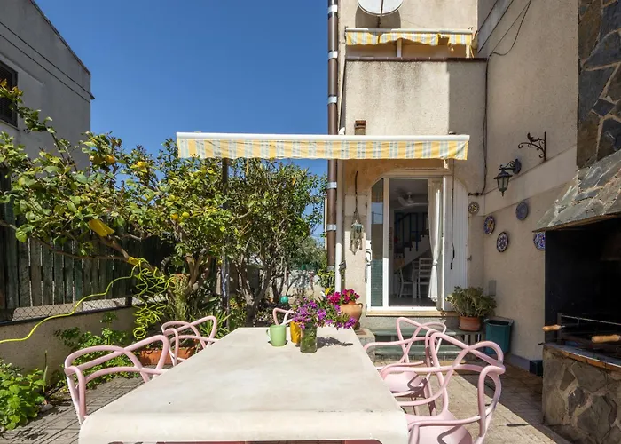 Holiday Home Leonor By Interhome