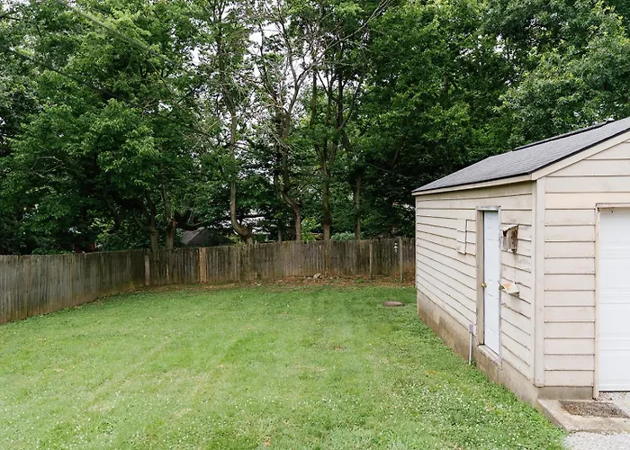 Cozy Corner| Home Near Downtown Lexington| 2Bd