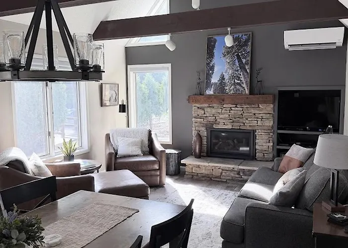 Haney Hideaway Warm And Welcoming Peek N Peak Condo Close To Lift 8 Sleeps 10