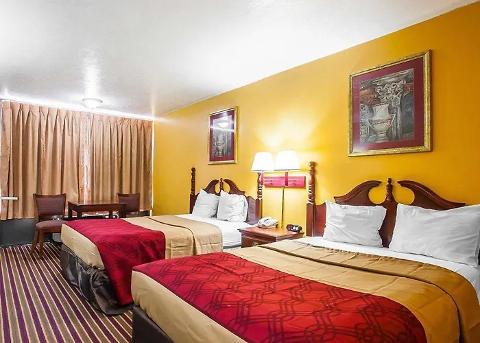 Econo Lodge Dyersburg I-155