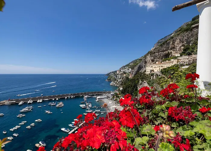 Apartments Amalfi Design Sea View Accessible By 250 Steps