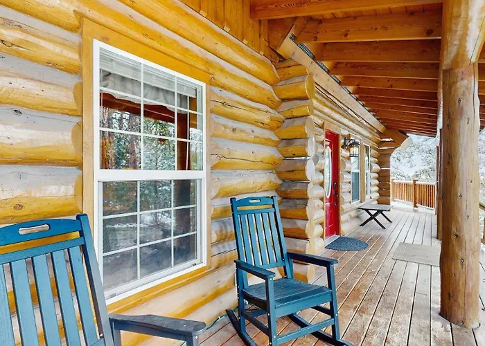 Cascade Lakeview Log Cabin
