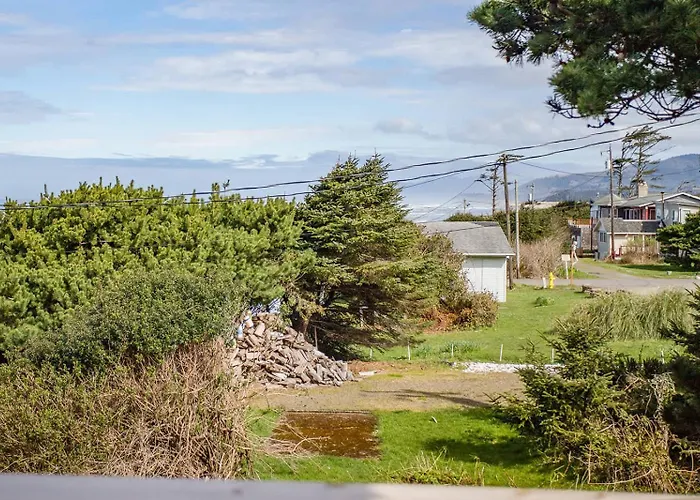 Shoreline Cottage