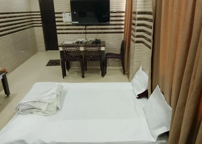Radha Deo Guest House