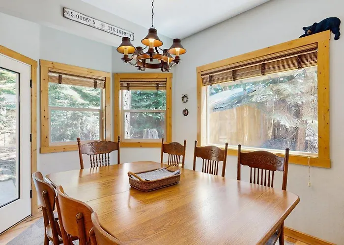 Rio Vista Family Cabin
