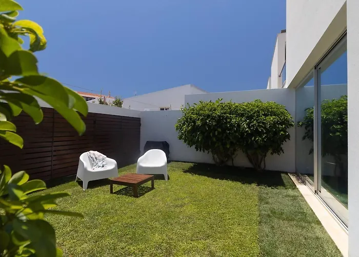 Blue Villa H Sagres - 10 Min Walk To The Beach