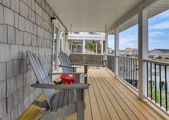 Gorgeous Oib Escape W/ Dock & Canal View!