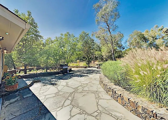 Warm Springs Paradise
