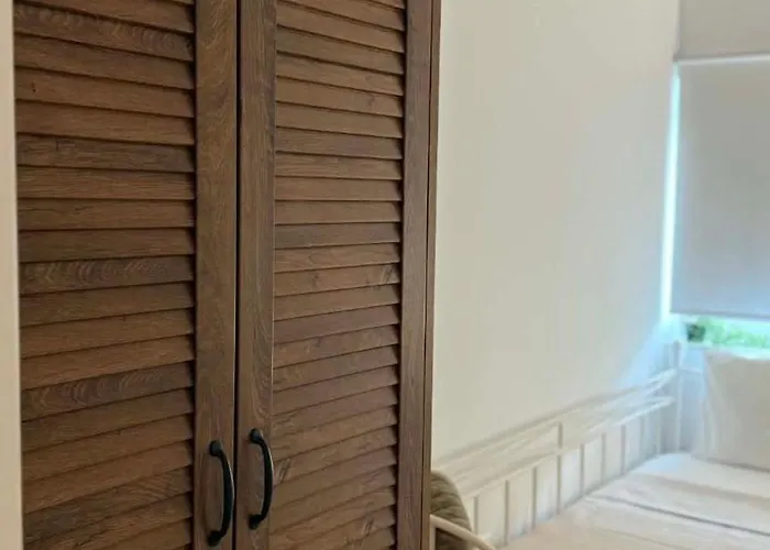 Mama'S House