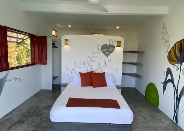 Casa Alegria Suites - Wow Views, Sunset, Beach, Pool, Parking