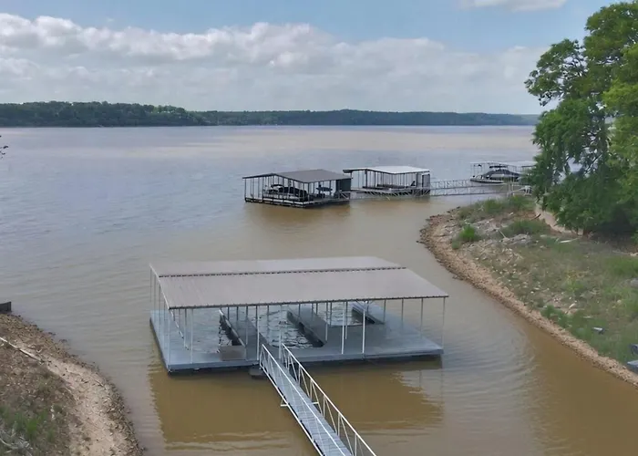 Lakefront Cabin: Boat Dock, Pool & Hot Tub