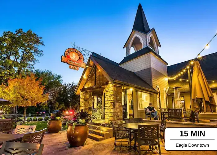 Top Rated - Spotless - Quiet - Prime Location By The Village