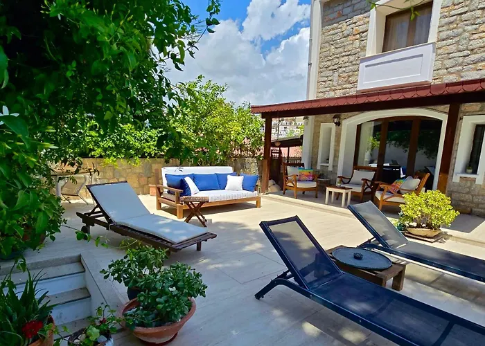 Bodrum Merkezde Muestakil Havuzlu Villa
