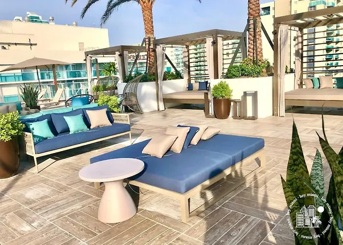 Luxurious 2B 2B With An Amazing View - Daily Resort Fee And Parking Not Included -